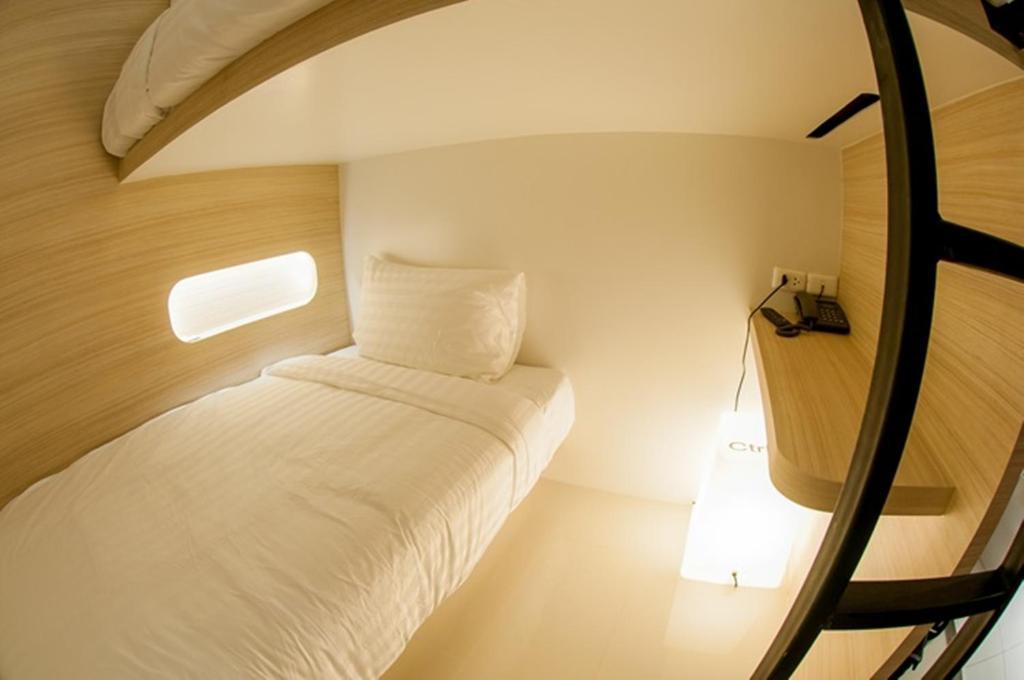 Sleepbox Chiangmai Khách sạn Chiang Mai