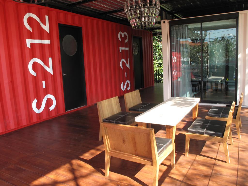 Sleepbox Chiangmai Khách sạn 2*
