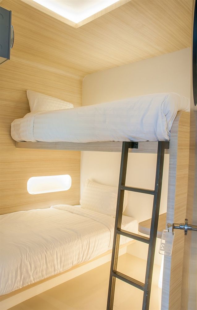 Sleepbox Chiangmai Khách sạn Chiang Mai